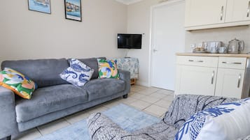 Cottage | Living area