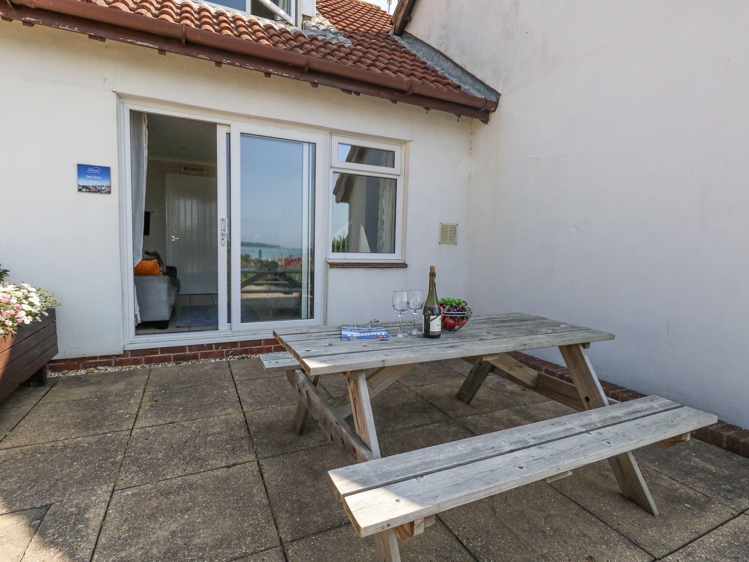 Cottage | Outdoor dining