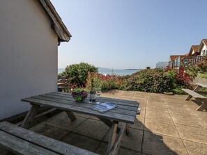 Outdoor dining - Sea Spray (Weymouth)