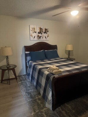 2 Schlafzimmer, Bügeleisen/Bügelbrett, kostenloses WLAN, Bettwäsche