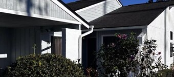 Stylish Apt Near Lego/DisneyLand 
2-bedroom condo in beautiful Poinciana Florida