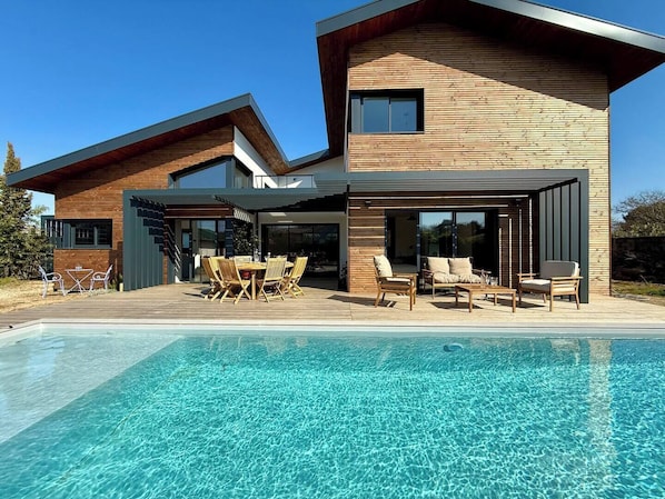 Udendørs pool
