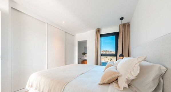 2 Schlafzimmer, Bügeleisen/Bügelbrett, Reisekinderbett, WLAN