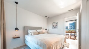 2 quartos, ferros/tábuas de passar roupa, Wi-Fi, roupa de cama