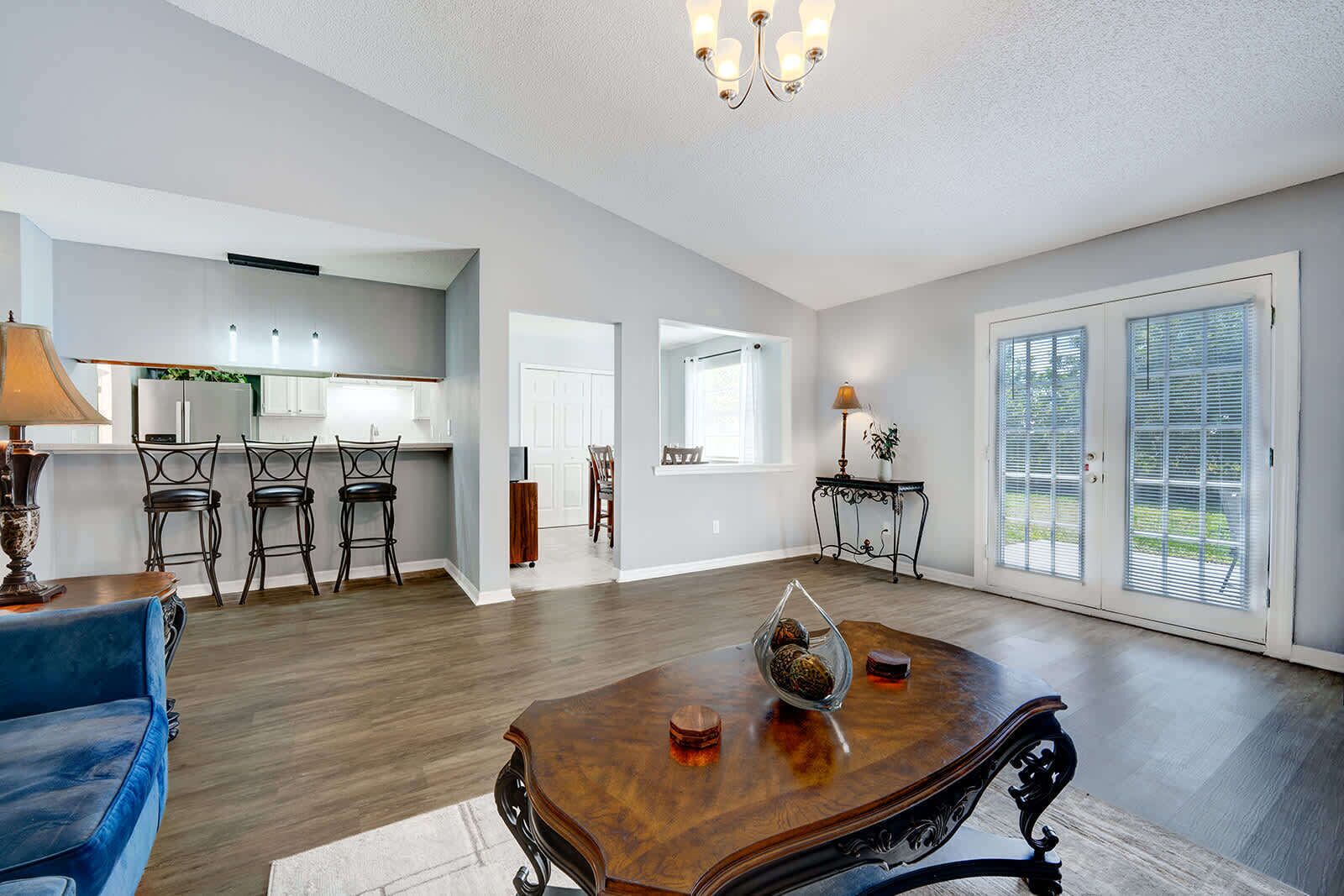 Télévision, espaces bureaux