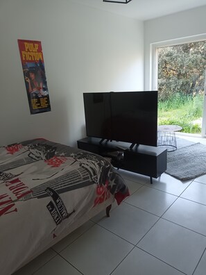 3 chambres, fer et planche Ă repasser, Wi-Fi, draps fournis