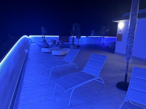 شرفة/رواق