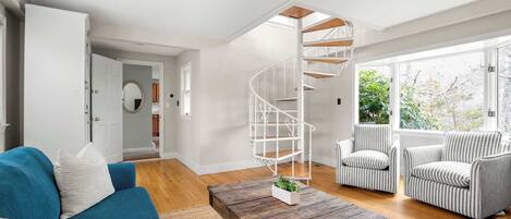 Televisión y oficina