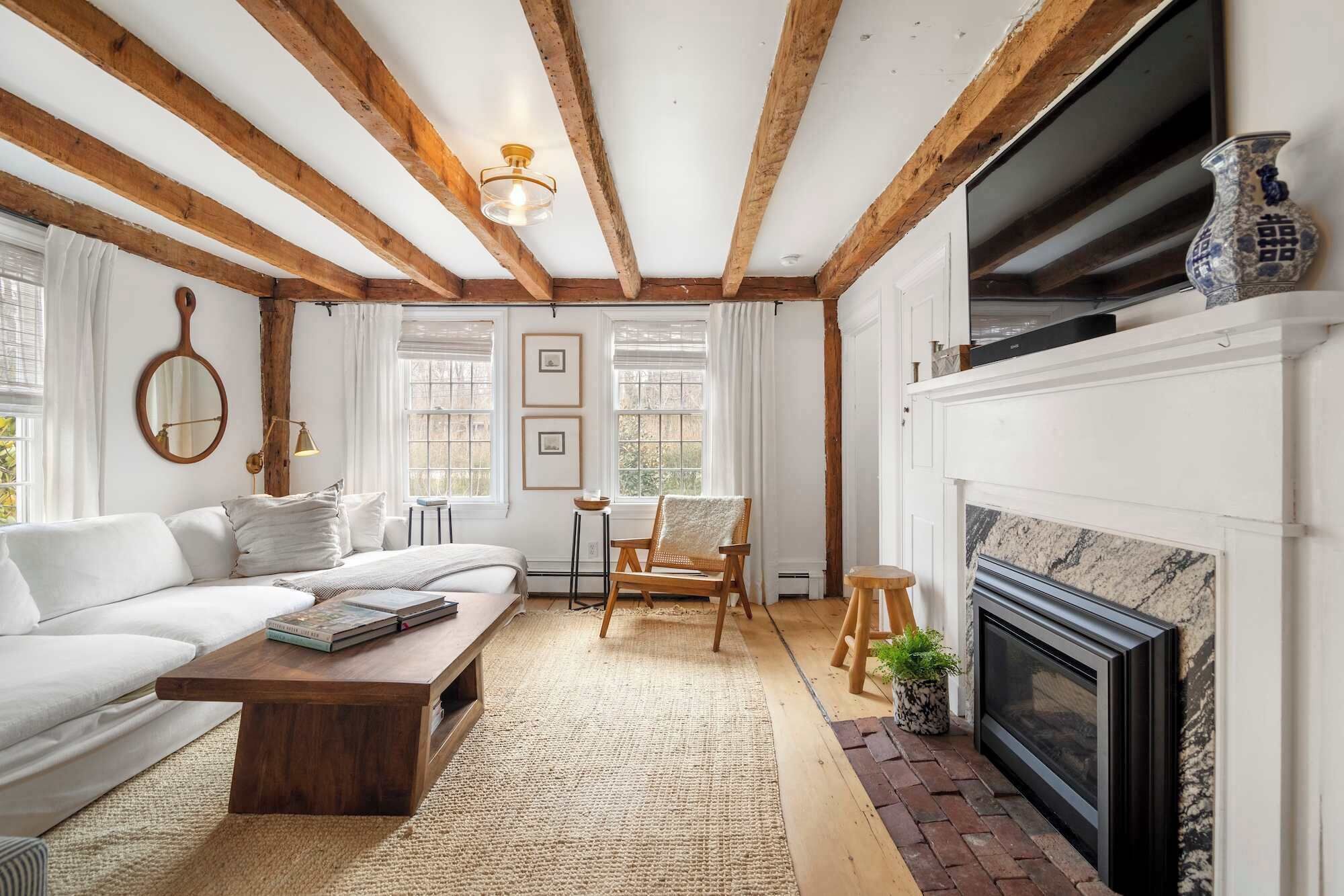 Télévision, espaces bureaux