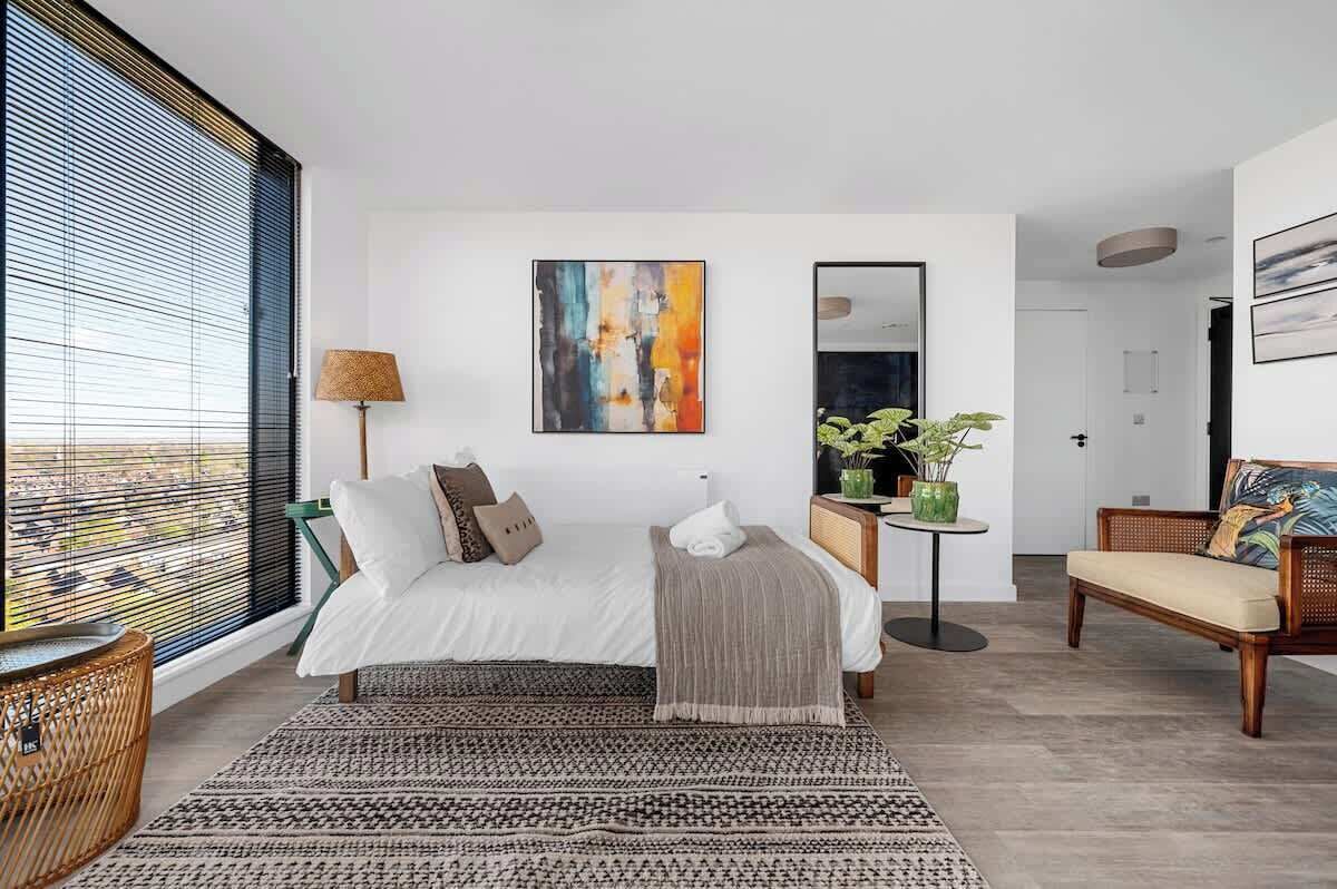 1 bedroom, desk, iron/ironing board, travel cot