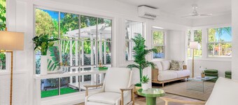 Grand Residence | Heated Pool | Beach Proximity | Emerald Key | RESlDENCES