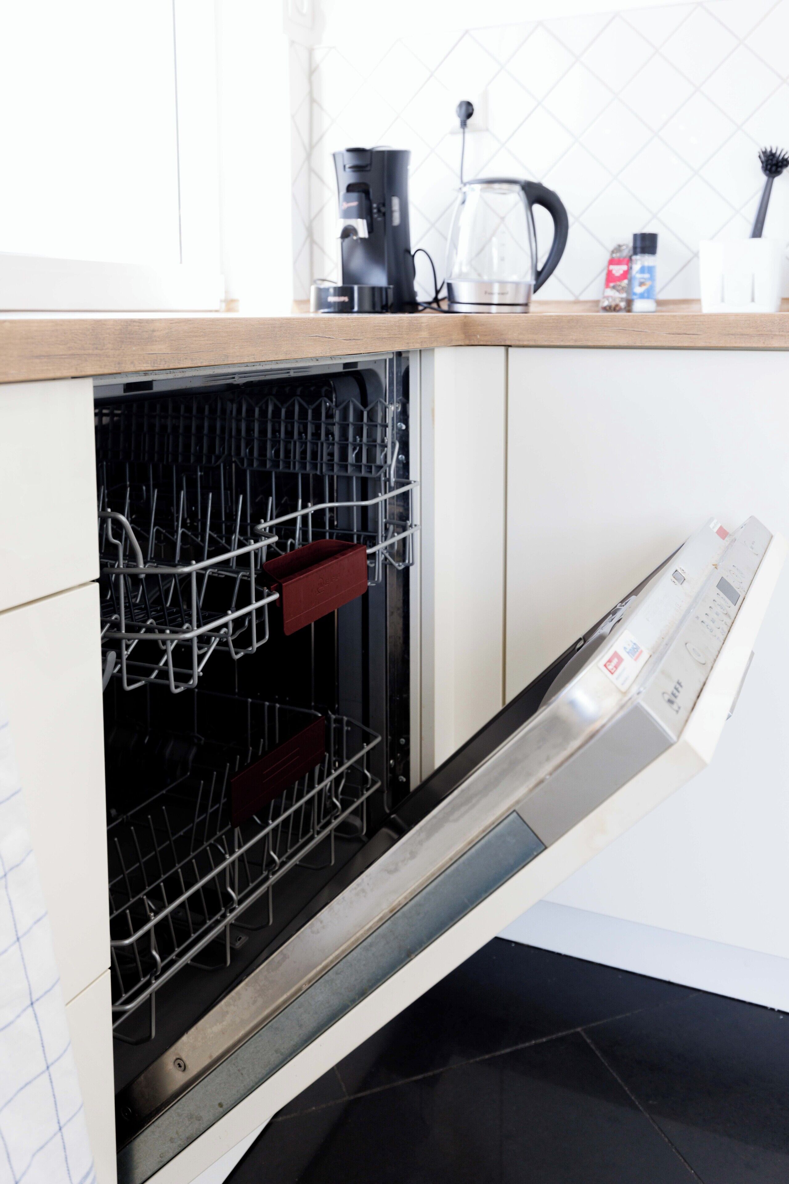 Apartment, 2 Bedrooms, Balcony | Private kitchen