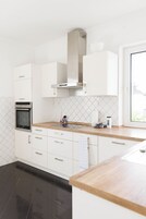 Apartment, 2 Bedrooms, Balcony | Private kitchen