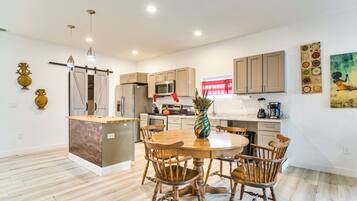 House (3 Bedrooms) | Front of property
