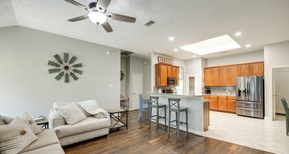 Private Acreage, Pergola & Fire Pit: Baytown Home