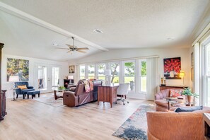 Mökki (2 Bedrooms) | Sisätilat