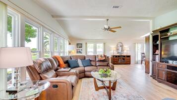 Cottage (2 Bedrooms) | Nội thất