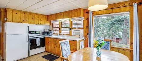 House (1 Bedroom) | Interior