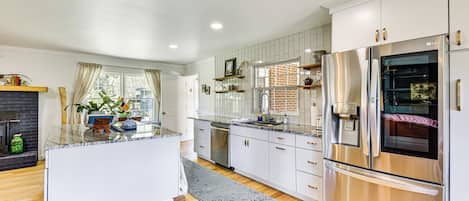 House (2 Bedrooms) | Interior