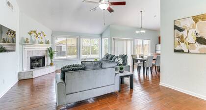 Patio, Fire Pit & Yard: Family Home in Pearland