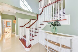 Maison (5 Bedrooms) | Intérieur