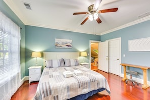 House (5 Bedrooms) | Interior