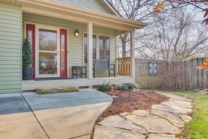 A house with a porch, a wooden fence, and a stone pathway. - 1 Mi to Dtwn Black Mountain: Home w/ Patio & Yard (Black Mountain)