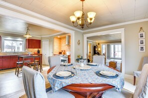 Rumah (5 Bedrooms) | Interior