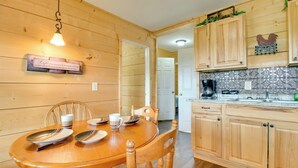 Rumah (4 Bedrooms) | Interior