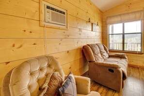 House (1 Bedroom) | Interior