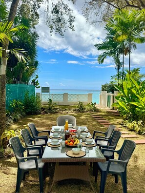Outdoor dining