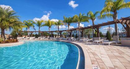 Spacious 4Bd Disney Dream With Resort Access at Lucaya 3210