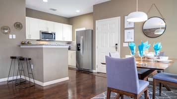 House | 4 bedrooms, Internet