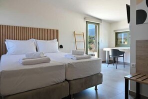 4 chambres, fer et planche à repasser, Wi-Fi, draps fournis