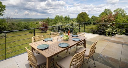 Accessible Villa with Panoramic Views