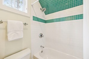 Unclassified image, 2 of 46, button