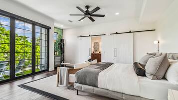 2 Schlafzimmer, Schreibtisch, Bügeleisen/Bügelbrett, WLAN