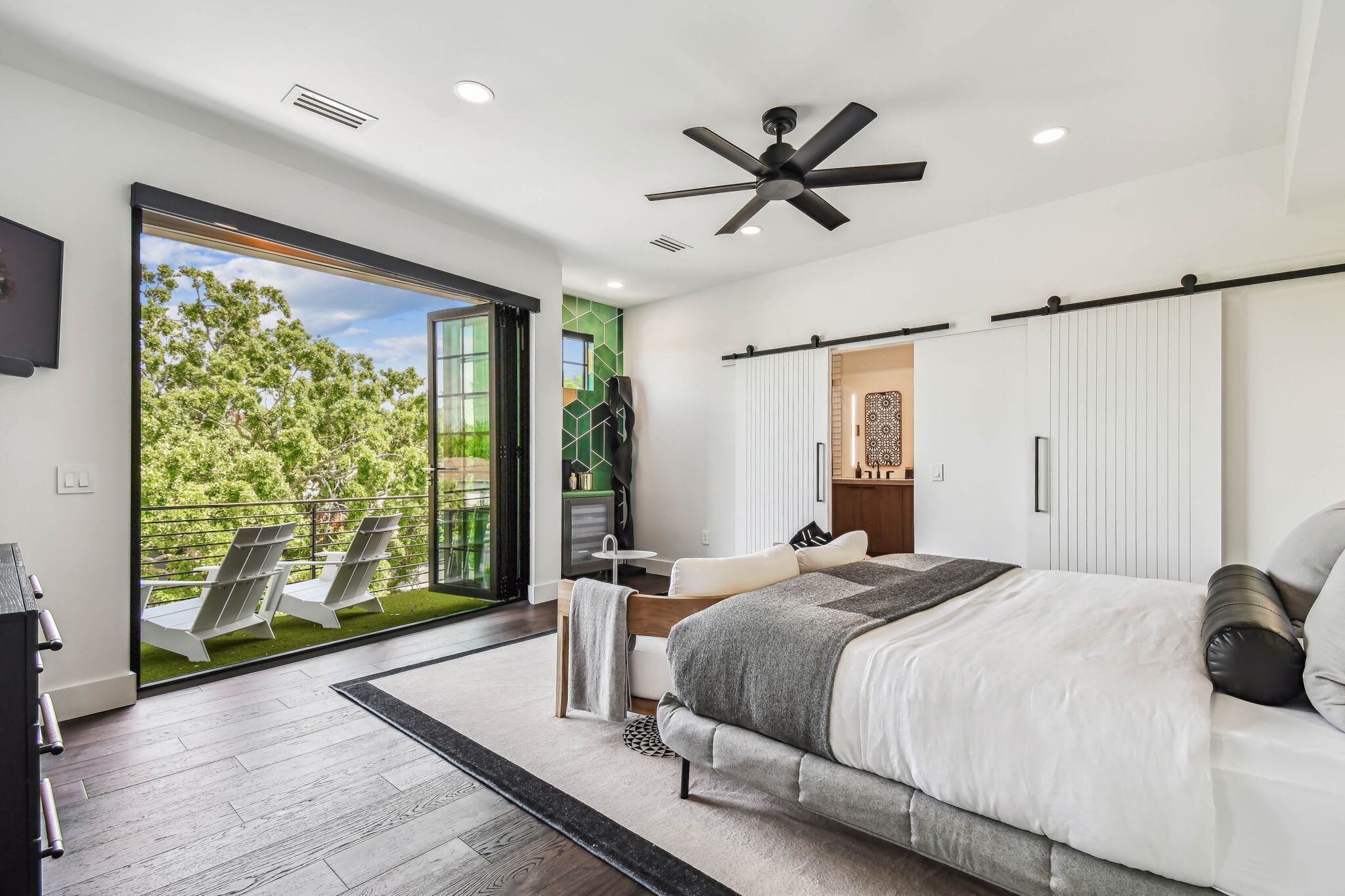 2 chambres, bureau, fer et planche à repasser, Wi-Fi