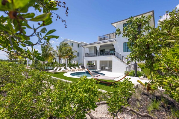 Exterior - The Starboard House at Solaire Lunara Bay (Key West)