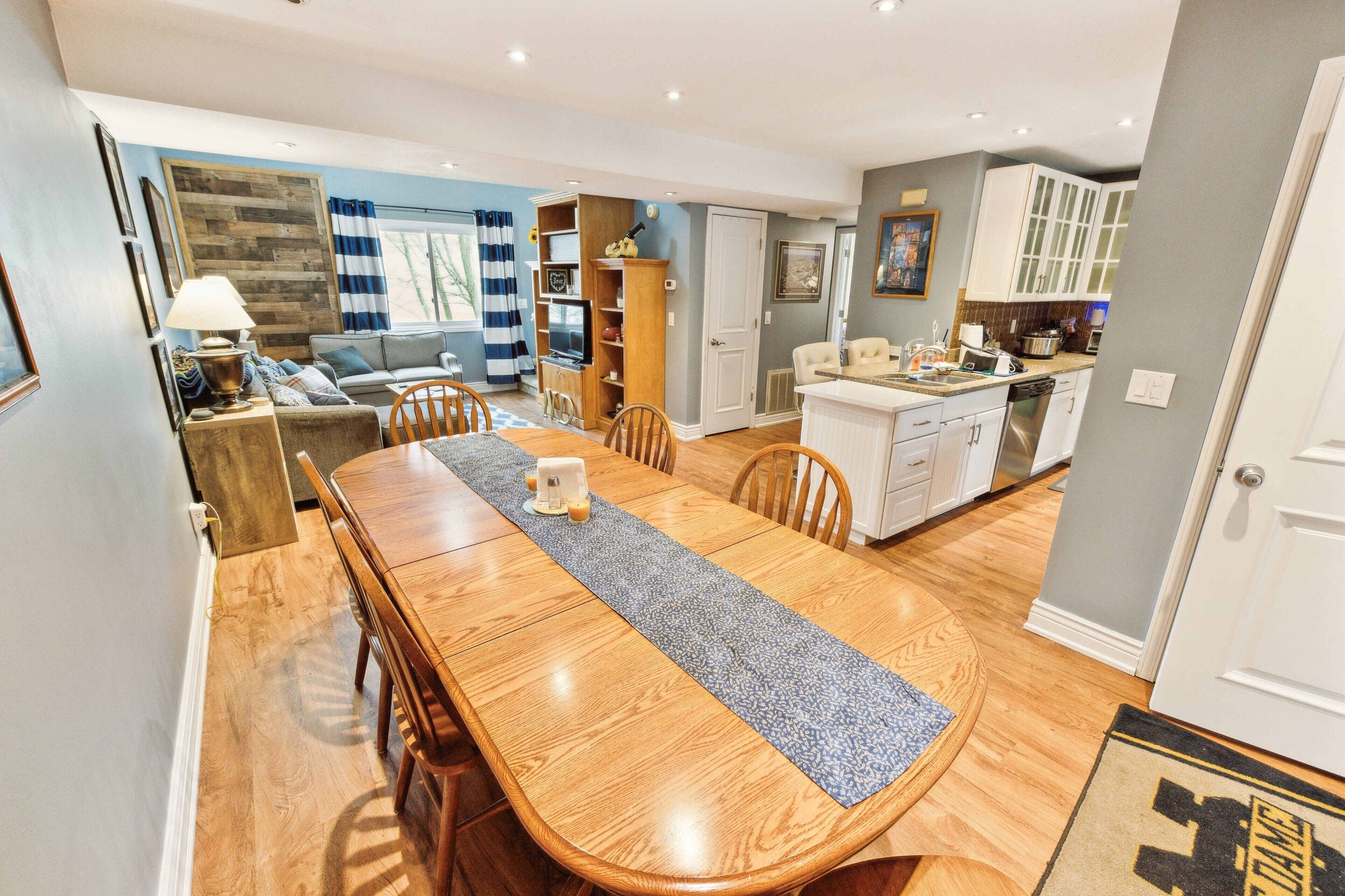 Condo, 2 Bedrooms | Interior