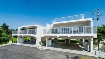 Mặt tiền nơi lưu trú