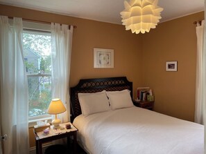 3 Schlafzimmer, Schreibtisch, Bügeleisen/Bügelbrett, WLAN