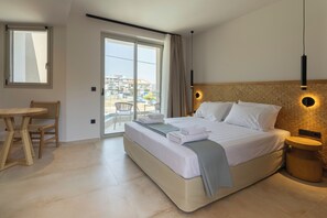 Superior Studio, Pool View | In-room safe, blackout curtains, soundproofing, iron/ironing board - Thines Comfort Living (Nea Peramos)