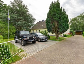 House | Property grounds