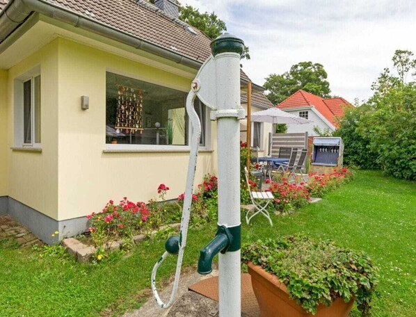 House | Property grounds