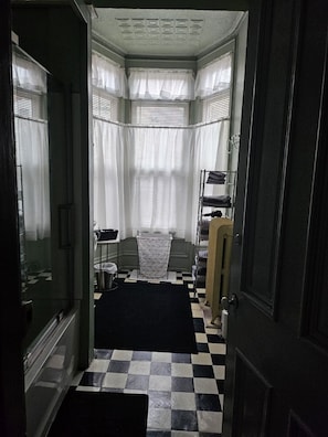 Bathroom - Shamokin Bed and Breakfast (Shamokin)