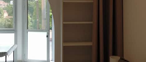 TV, books
