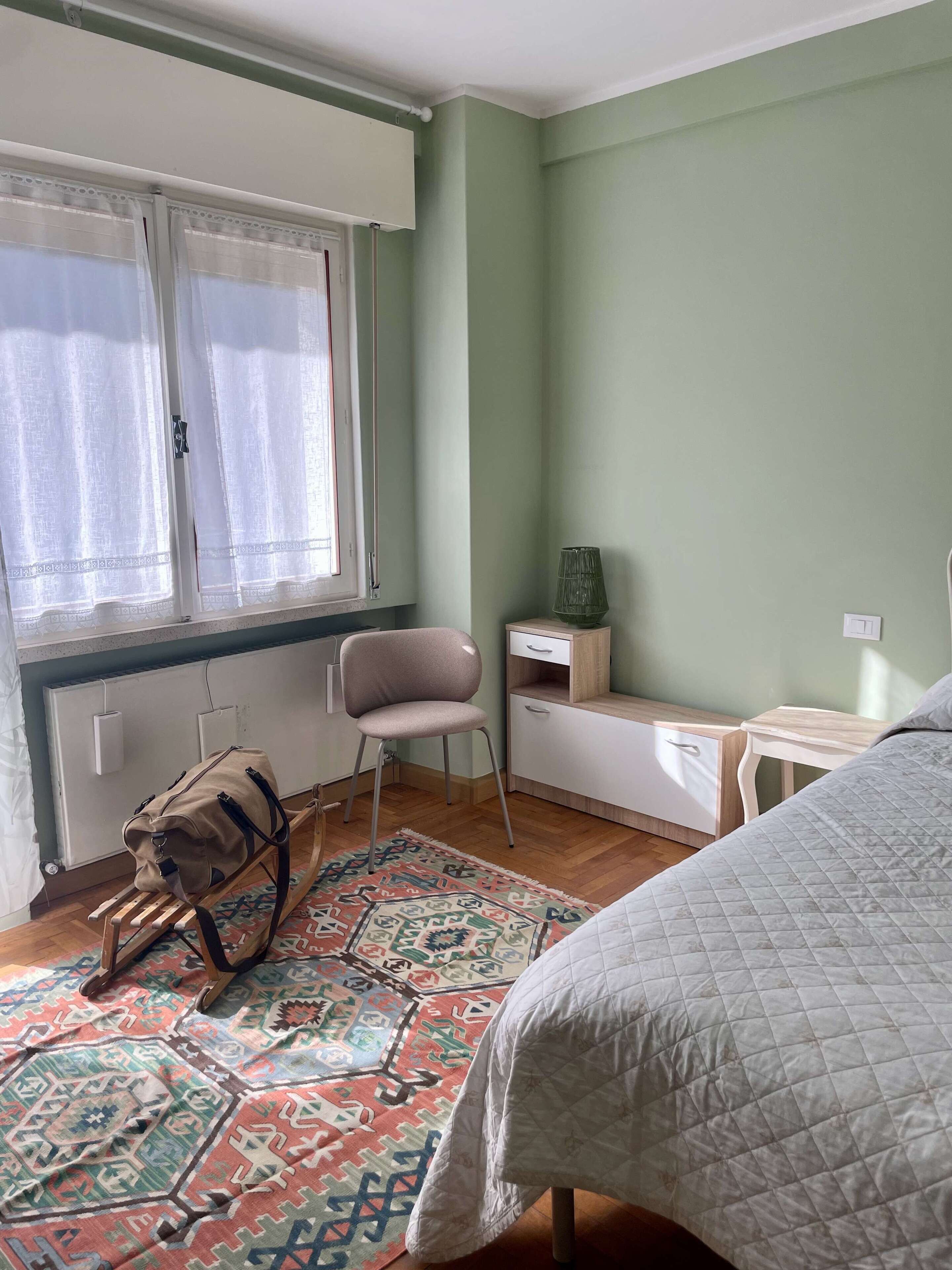 1 dormitorio, escritorio, wifi y ropa de cama