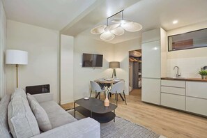 Smart TV, offices