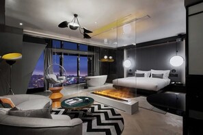 Comfort Double Room, City View | Desk, laptop workspace, free WiFi - ISEYASHIYEGAOKONGJIUDIAN (Chengdu)